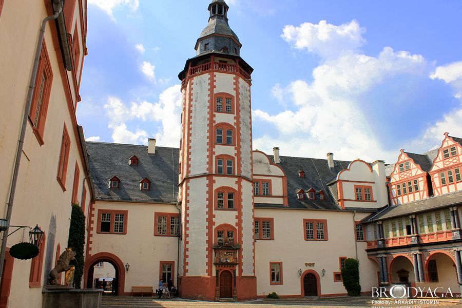 Замок Вайльбург