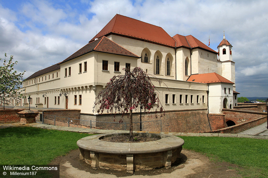 замок Шпильберг дворец